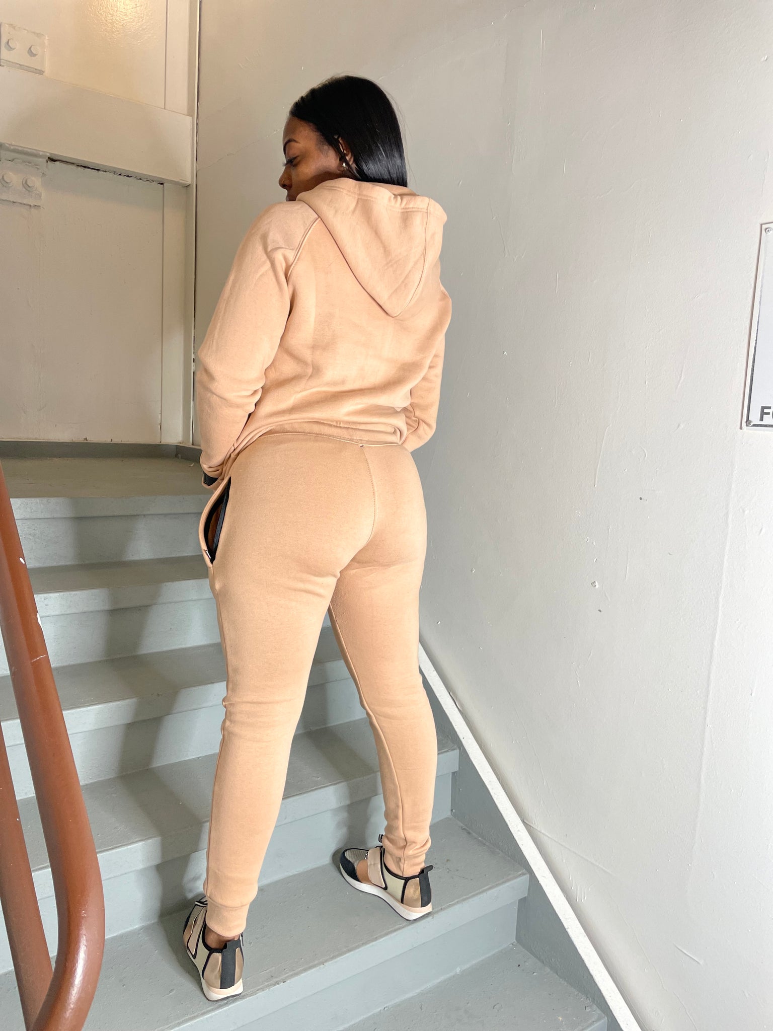 AKIM HOODIE JOGGERS
